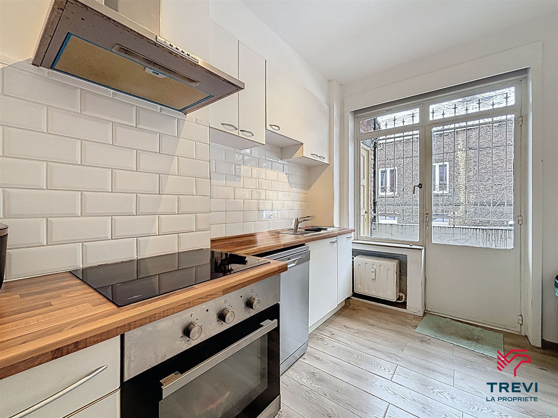 Apartment for sale in Charleroi with 2 bedrooms - photo 4