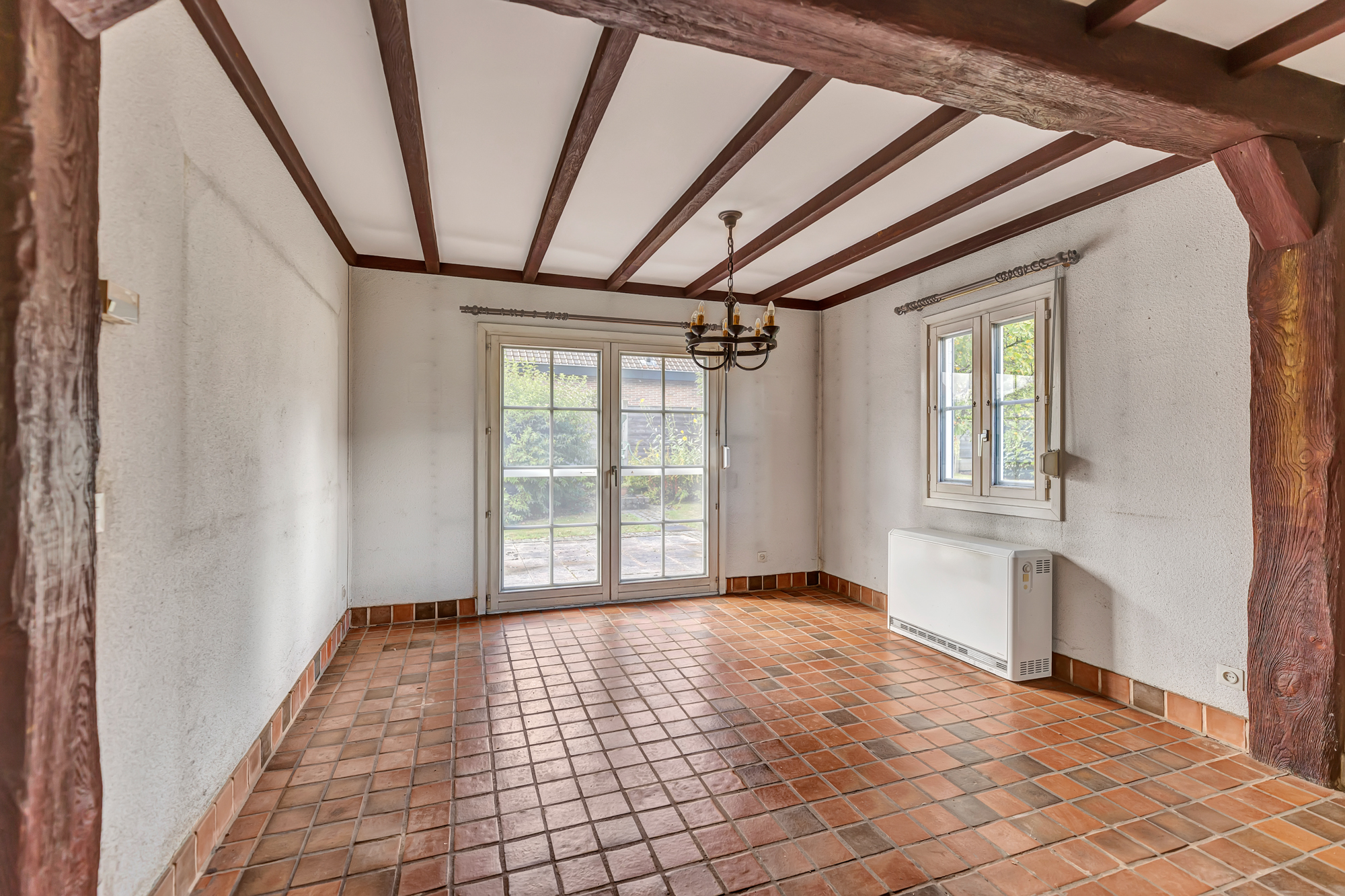 Op te frissen landelijke woning op rustige locatie - foto 5