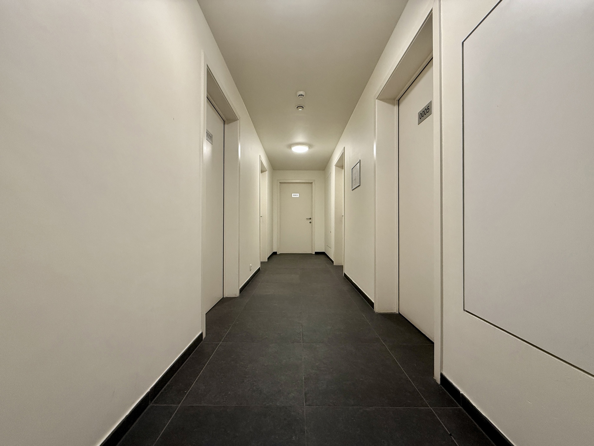 Energiezuinige, gelijkvloerse studio met parkeerplaats - foto 5