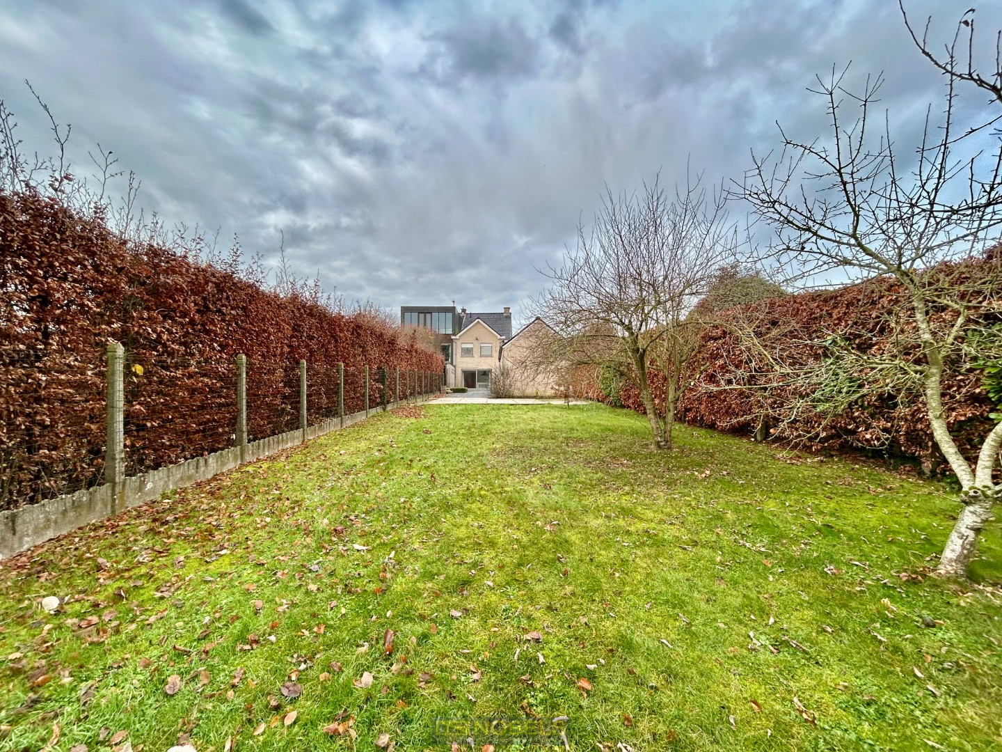 Te huur halfopen bebouwing met 3 slaapkamers en tuin in Maarkedal - photo 3