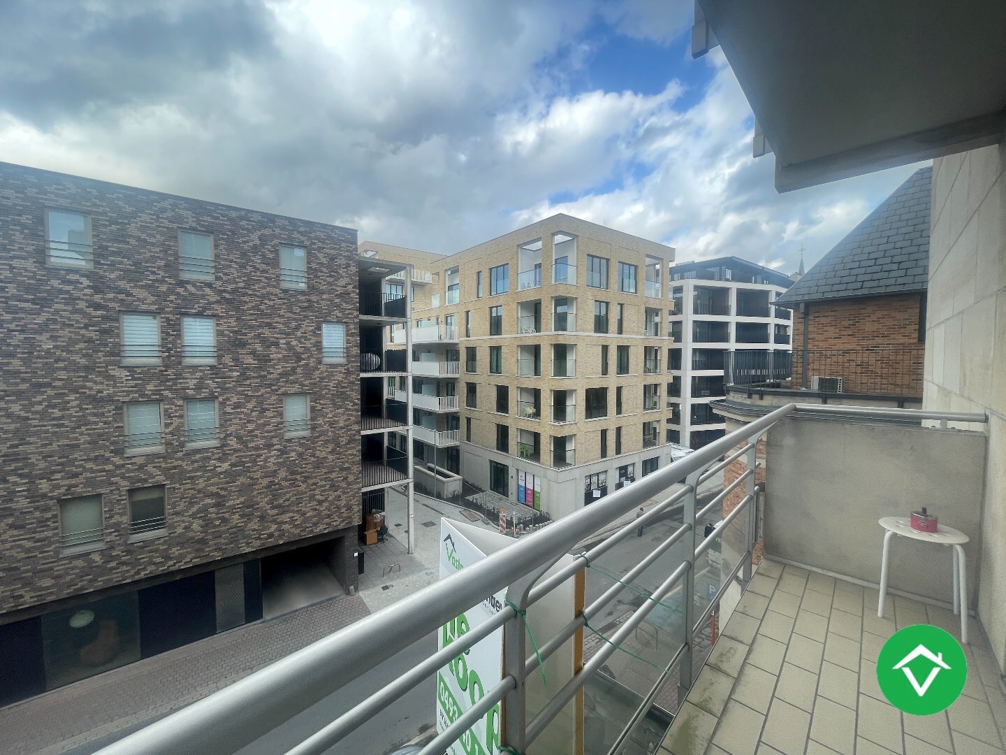 Apartment for rent in Roeselare with 2 bedrooms - photo 4