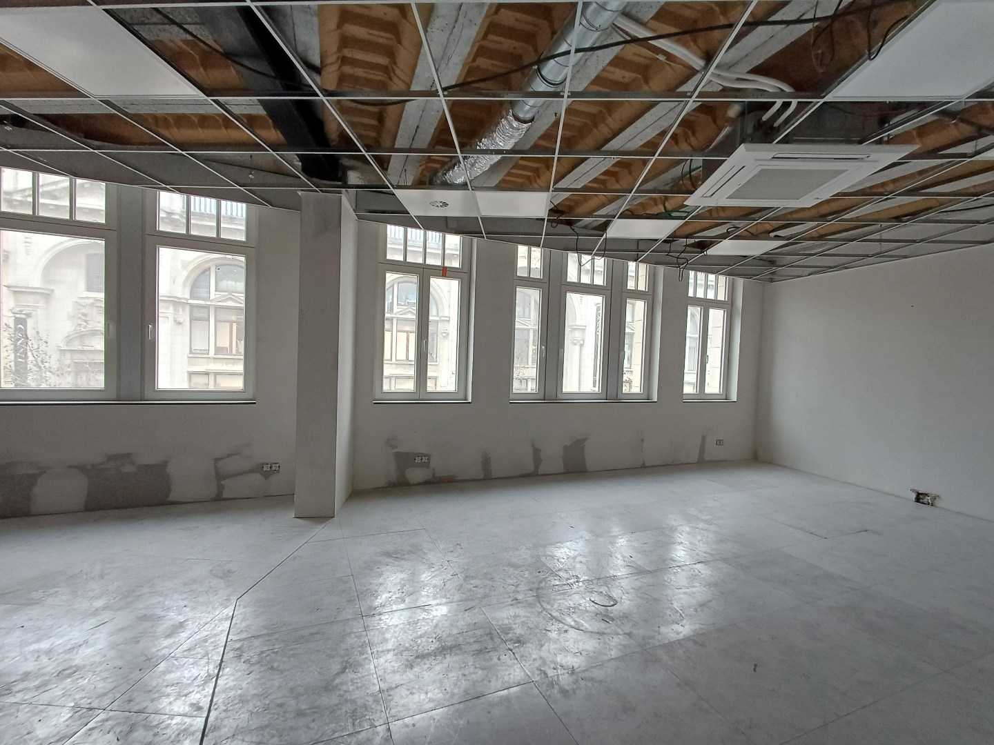 Commercial for rent in Antwerp - photo 3