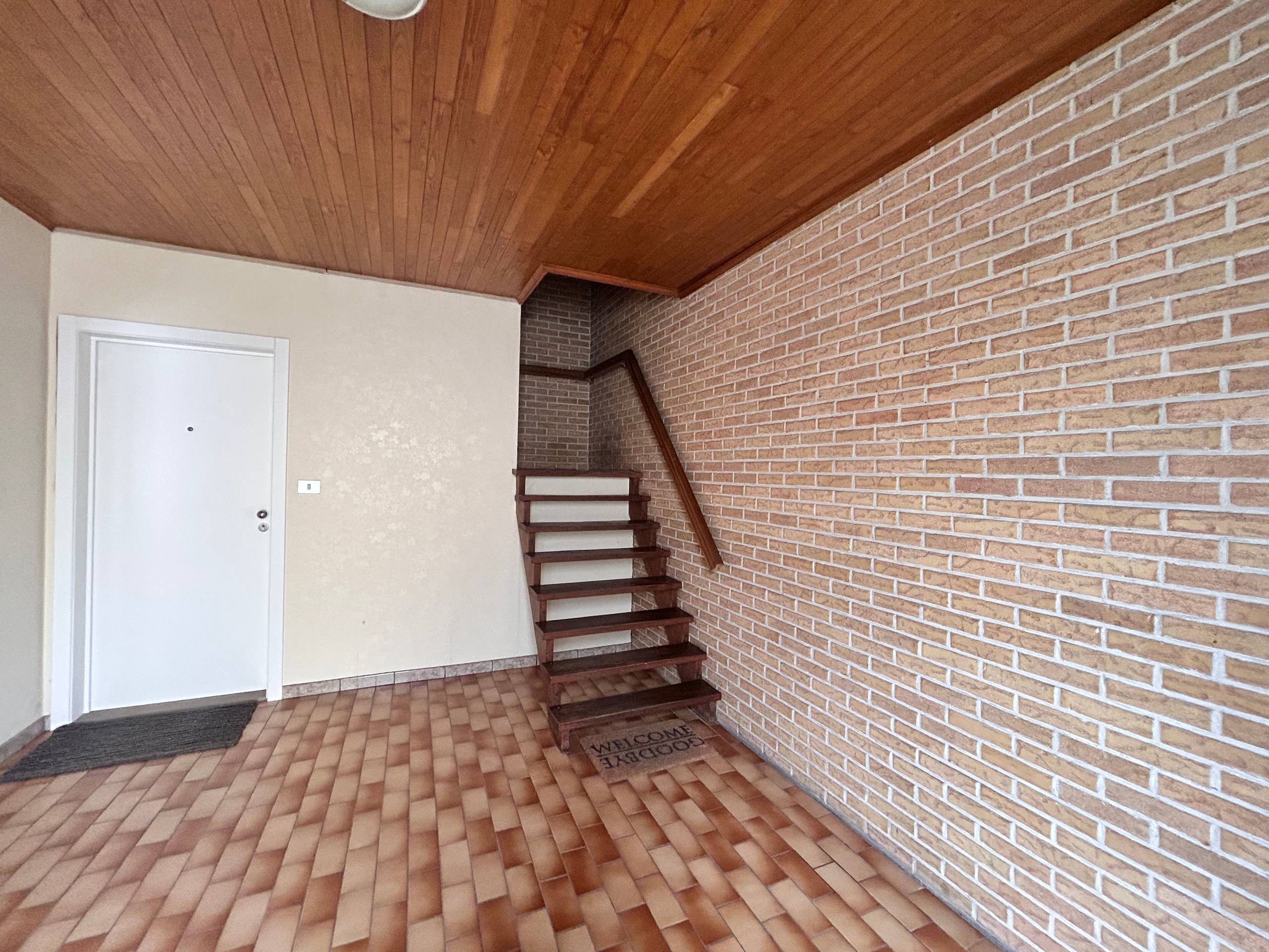 Ruim appartement met zonnig terras te huur in Diksmuide - foto 2