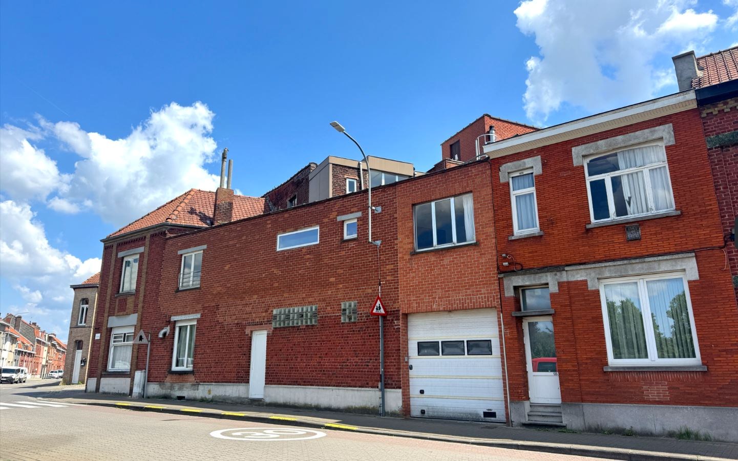 Hoek gebouw met mogelijkheden te koop Menen - foto 3