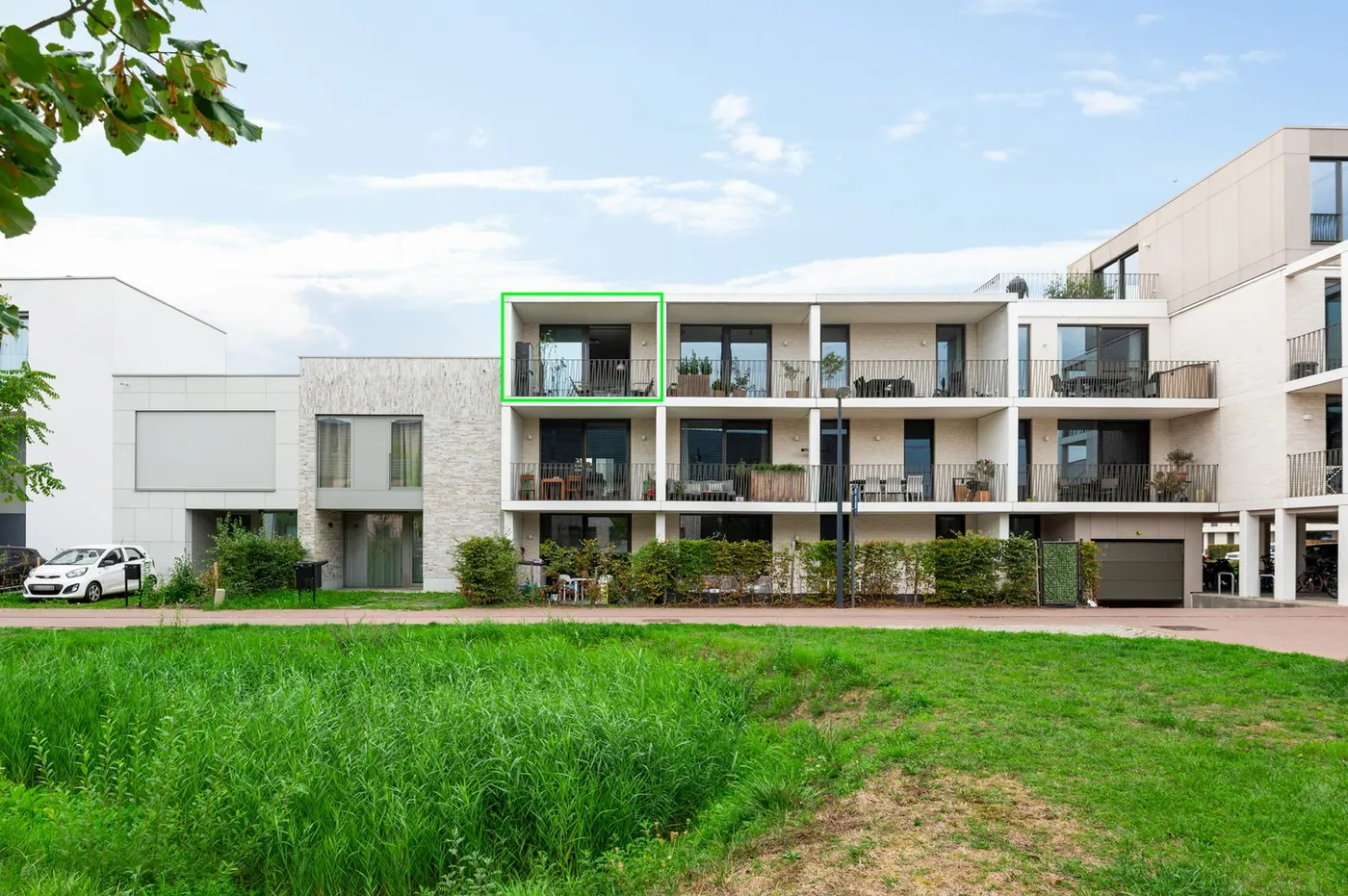Modern appartement met 2 slaapkamers en terras op toplocatie in Lier! - foto 1