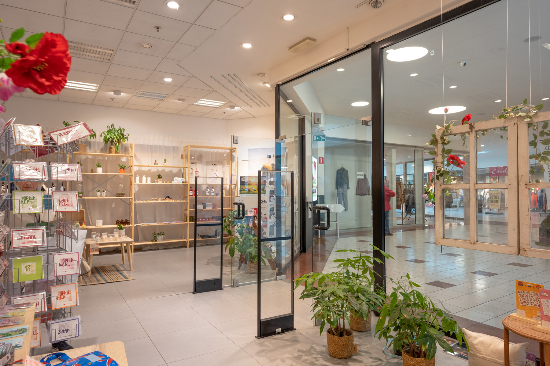 Commercieel gelijkvloers in de Shopping Promenade! - foto 4