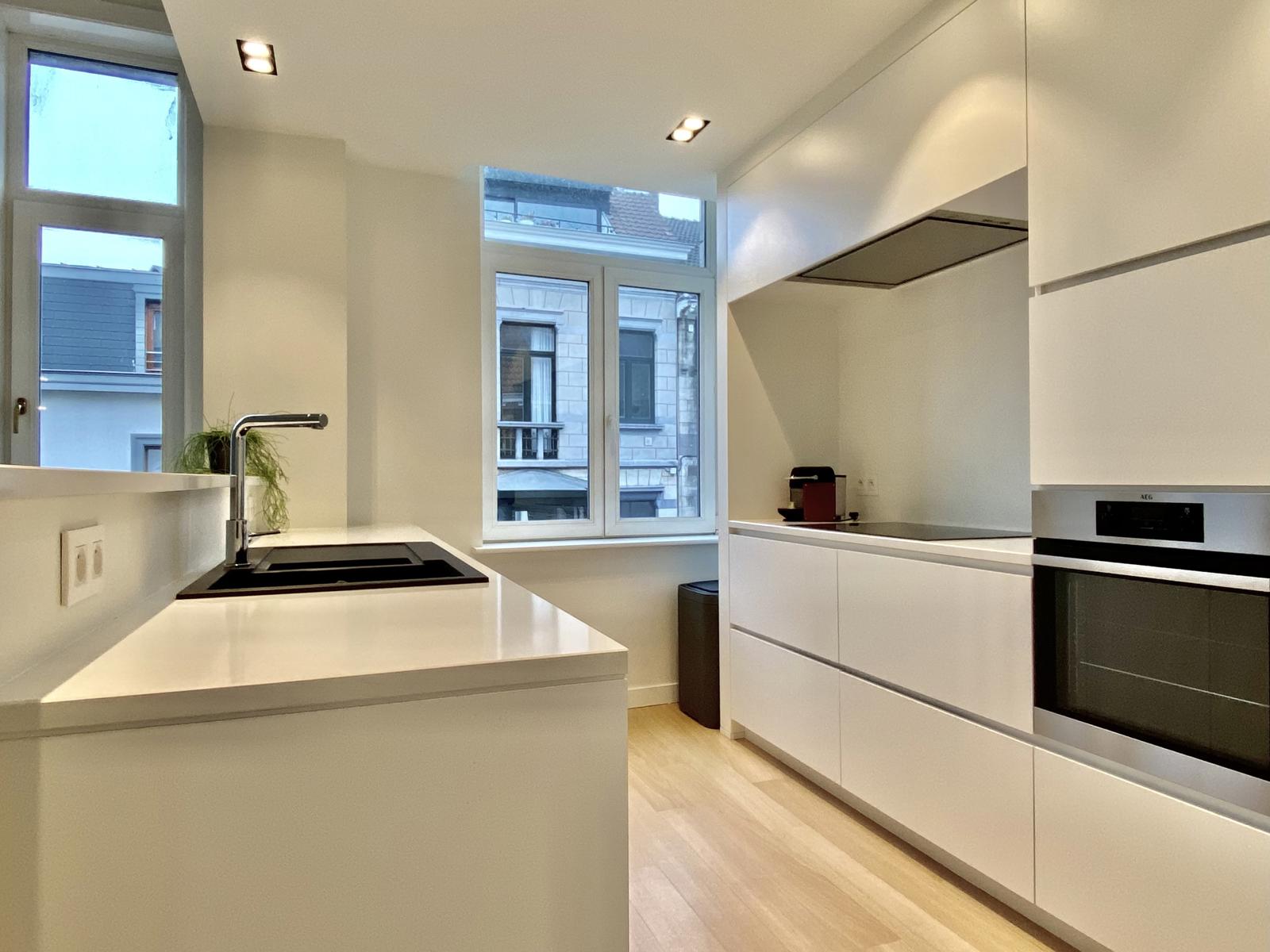 Appartement à louer à Ixelles avec 2 chambres - photo 2