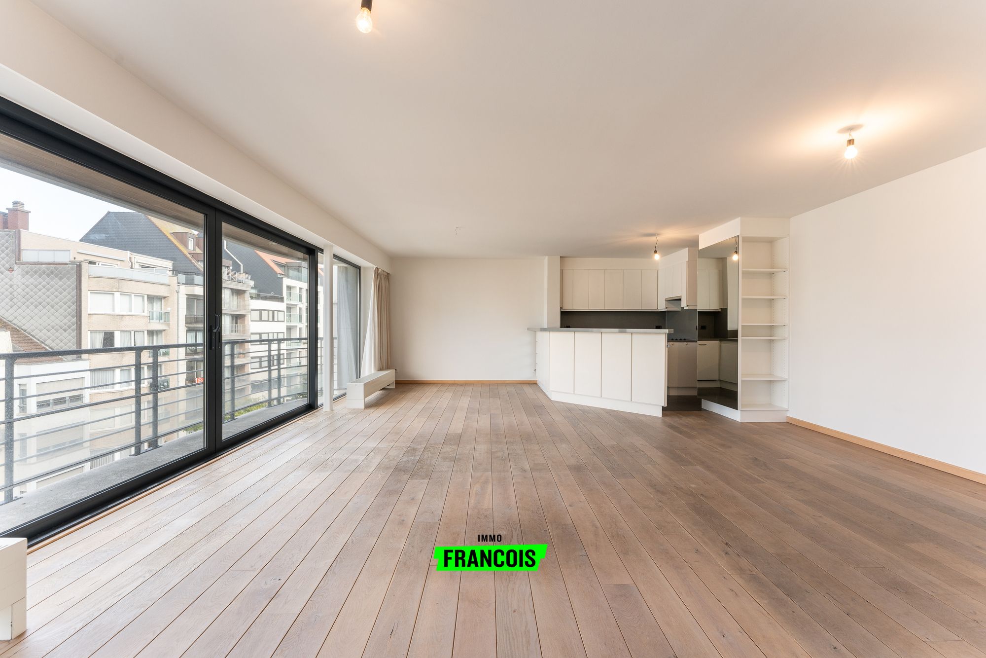 Apartment for sale in Knokke-Heist with 3 bedrooms - photo 3
