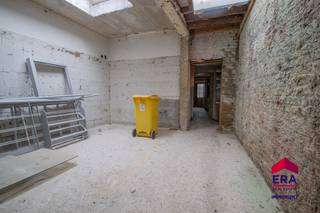 Handelshuis met een perceeloppervlakte van 3are 50ca en bewoonbare oppervlakte van 266m². Voor dit handelshuis is een goedgekeurde...