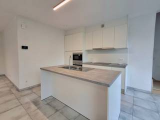 Maak uw bezoek aan ons nog eenvoudiger! Vul alstublieft vooraf de huurdersfiche in en stuur deze naar verhuur@vastgoeddemeyer.be. Wij nemen...