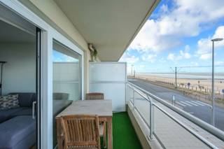 The living space is completely open with a breathtaking frontal sea view. From the spacious terrace with frontal sea view, you can enjoy the view...