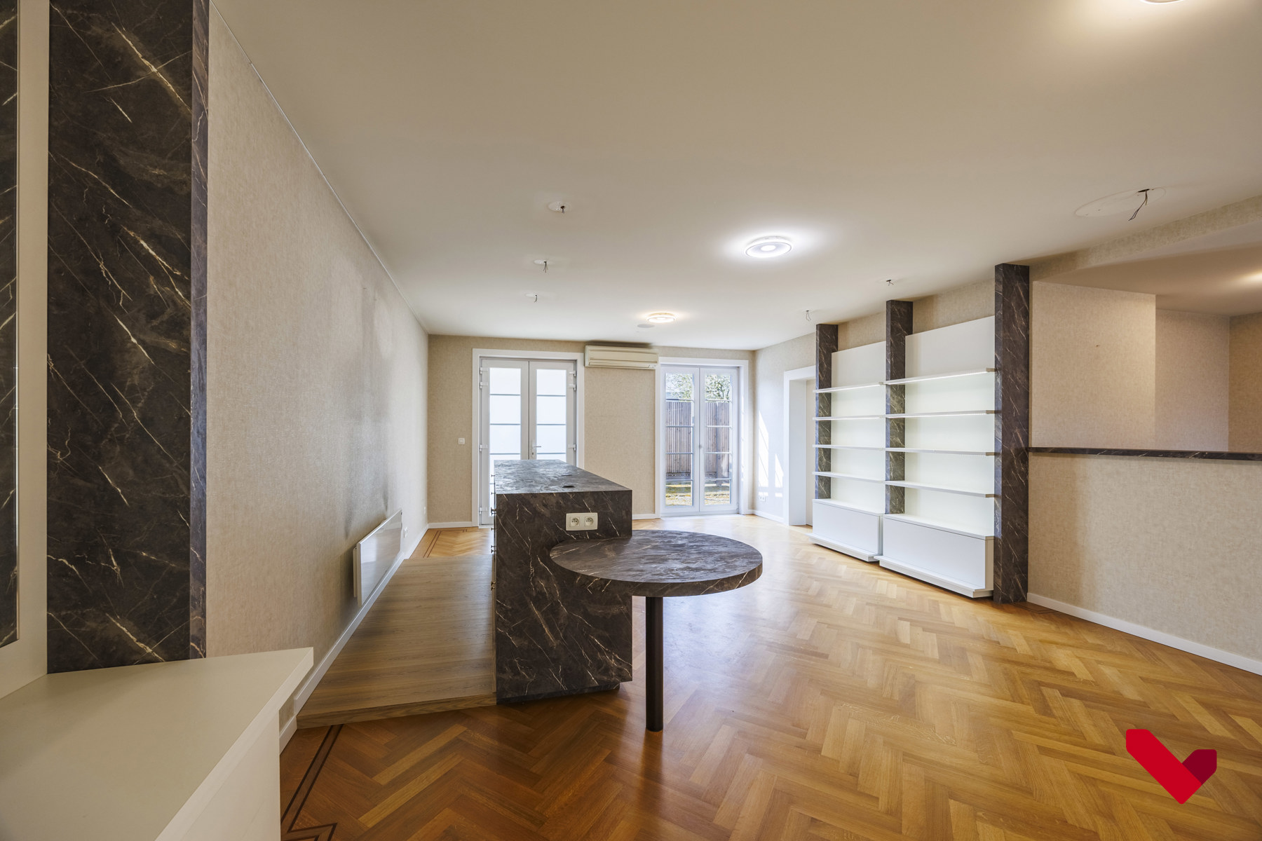 Exclusieve commerciële villa met mogelijkheden op toplocatie - foto 5