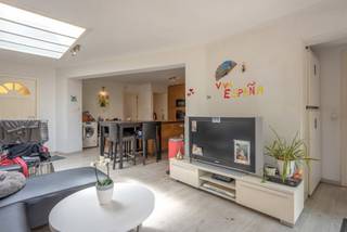 INSTAPKLAAR GELIJKVLOERS APPARTEMENT MET OPEN LEEFRUIMTE IN HARTJE STABROEKOp een centrale locatie in Stabroek vind je deze ruime woning met open...