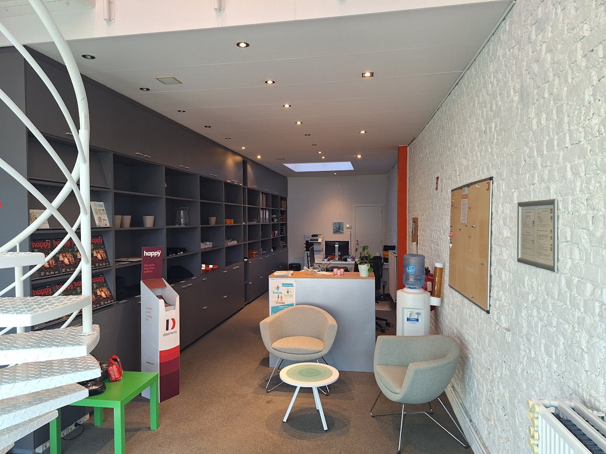 Kantoor te huur in centrum Roeselare - foto 3