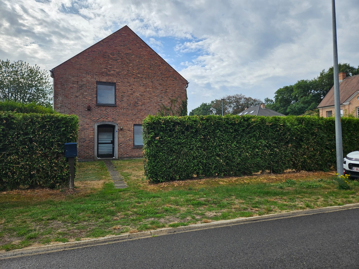 Gezinswoning met 3 slaapkamers rustig gelegen in Balen! - foto 1