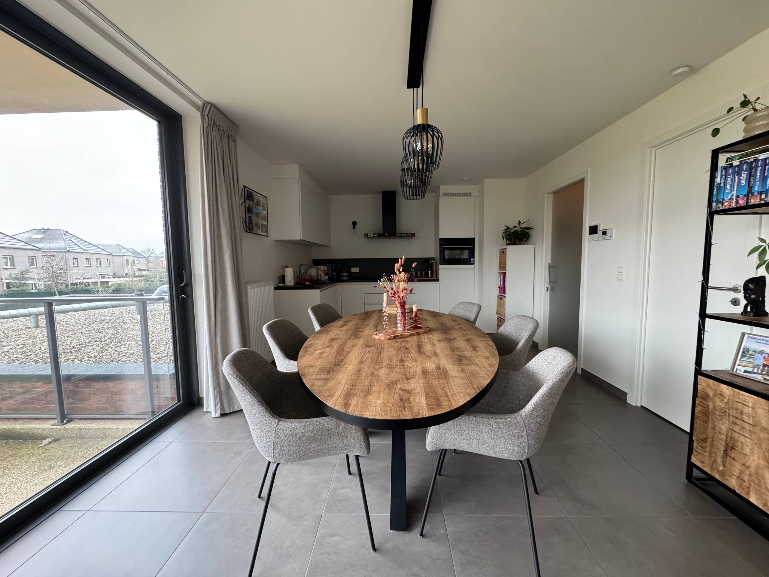 Recent 1-slaapkamerappartement met autostaanplaats - photo 5