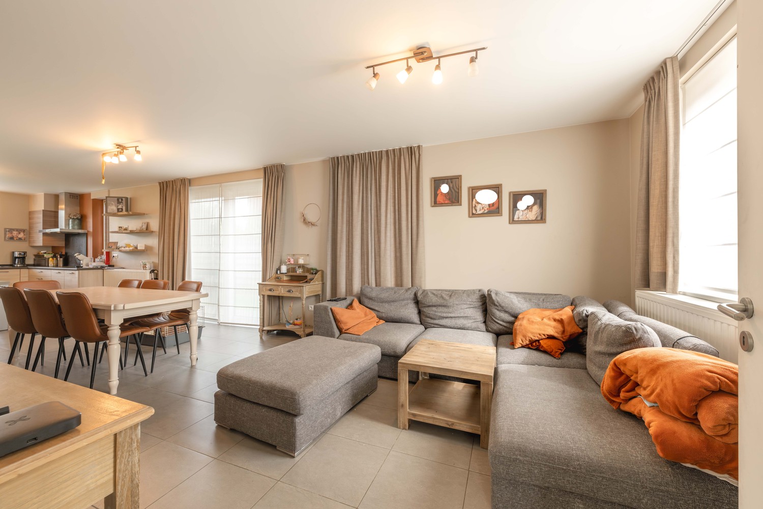 Halfopen woning te Ruiselede. - foto 3