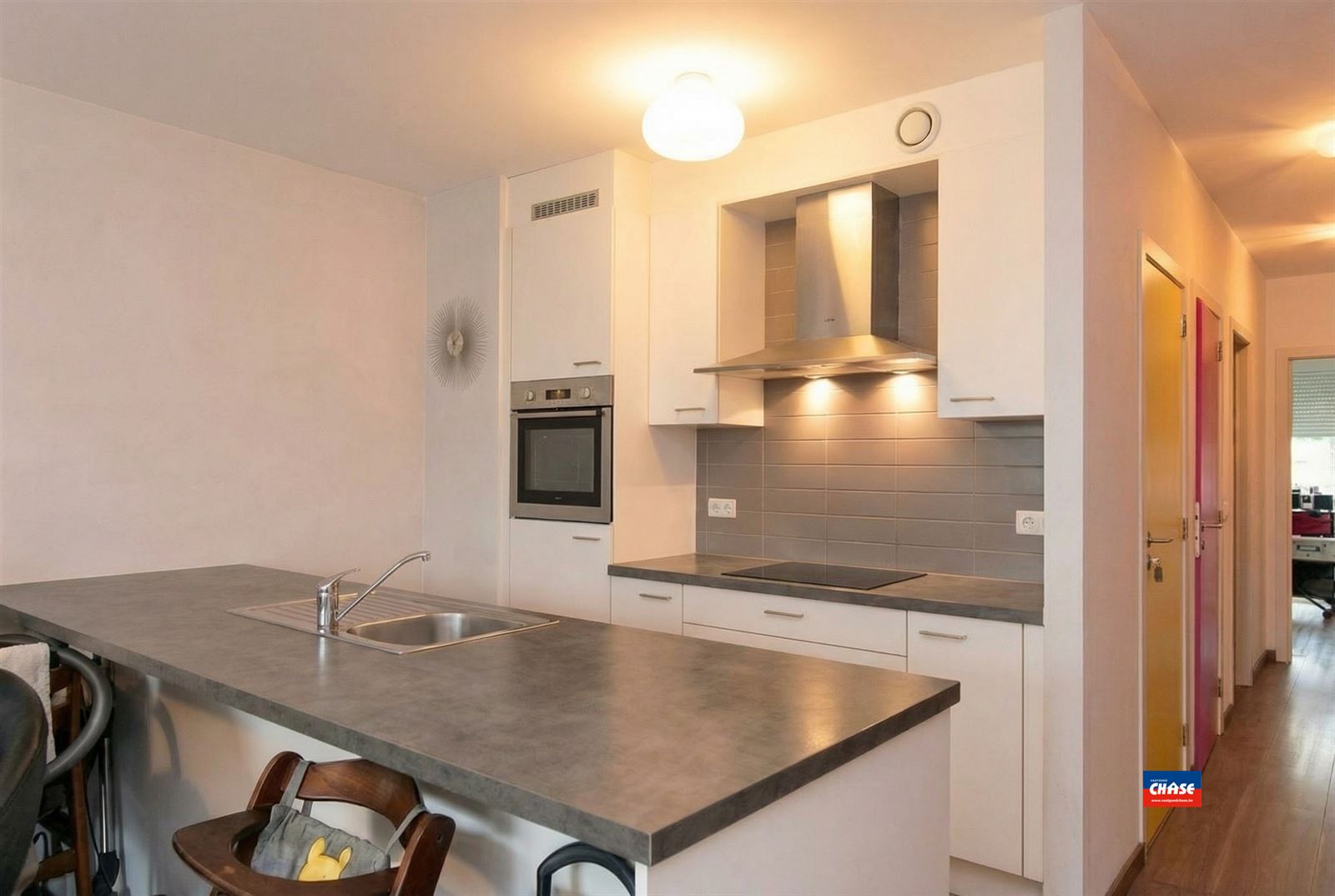 Apartment - photo 4