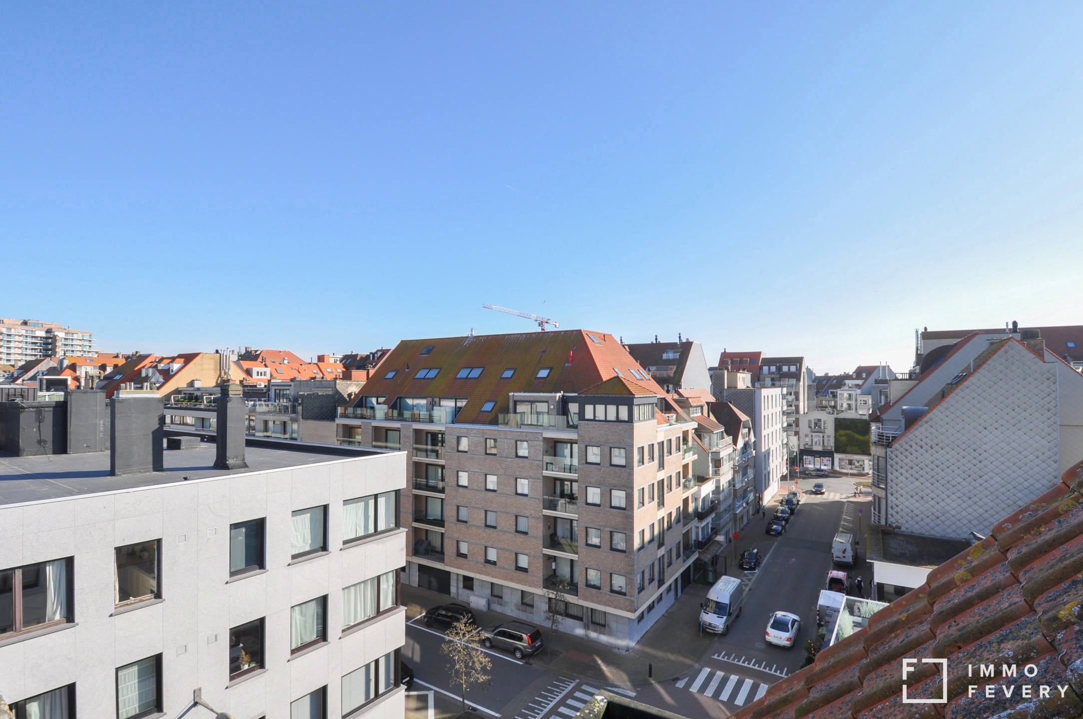 Magnifiek gerenoveerd duplex appartement te koop in Knokke. - foto 5