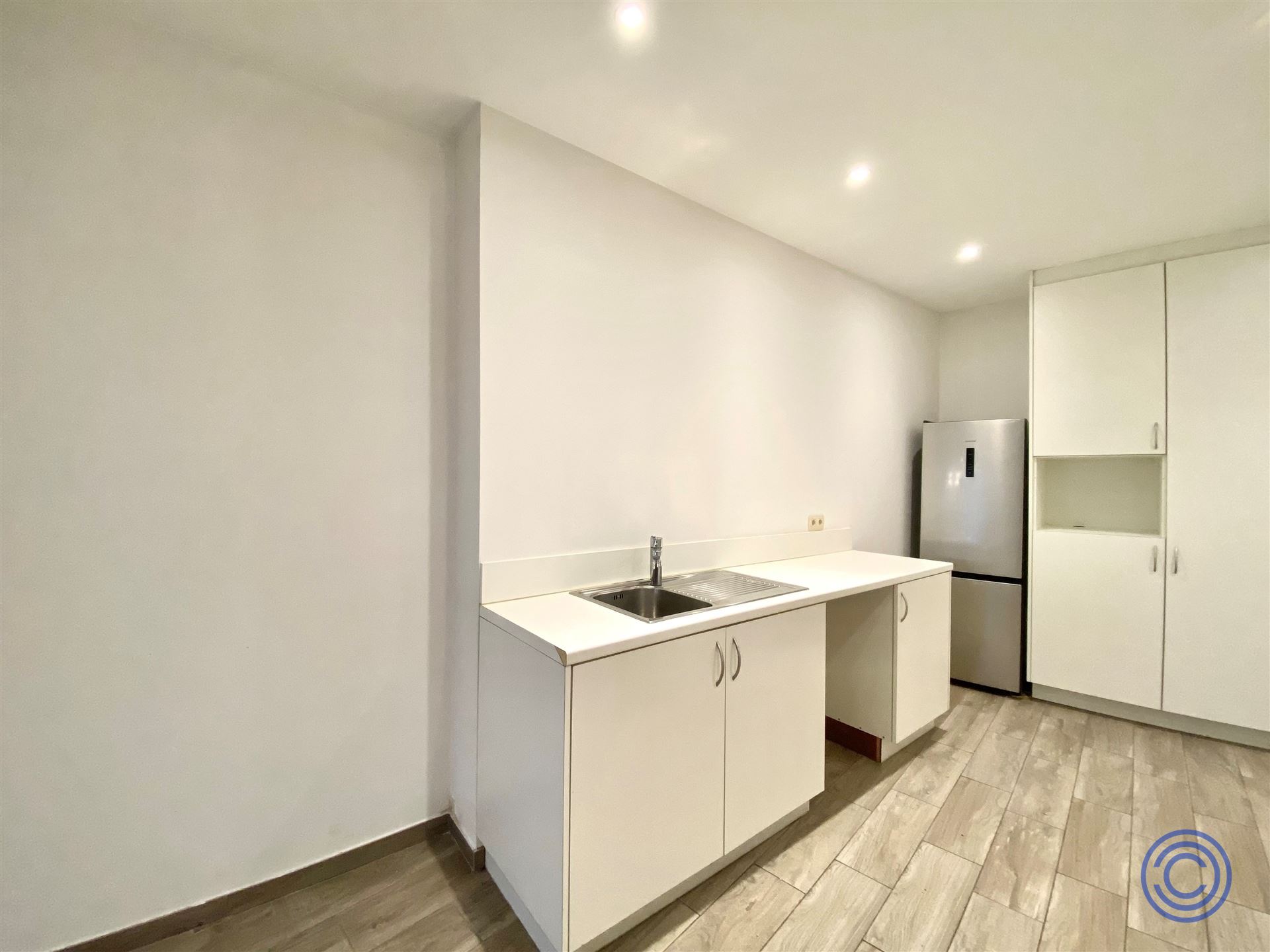 Apartment for sale in Antwerp with 2 bedrooms - photo 4