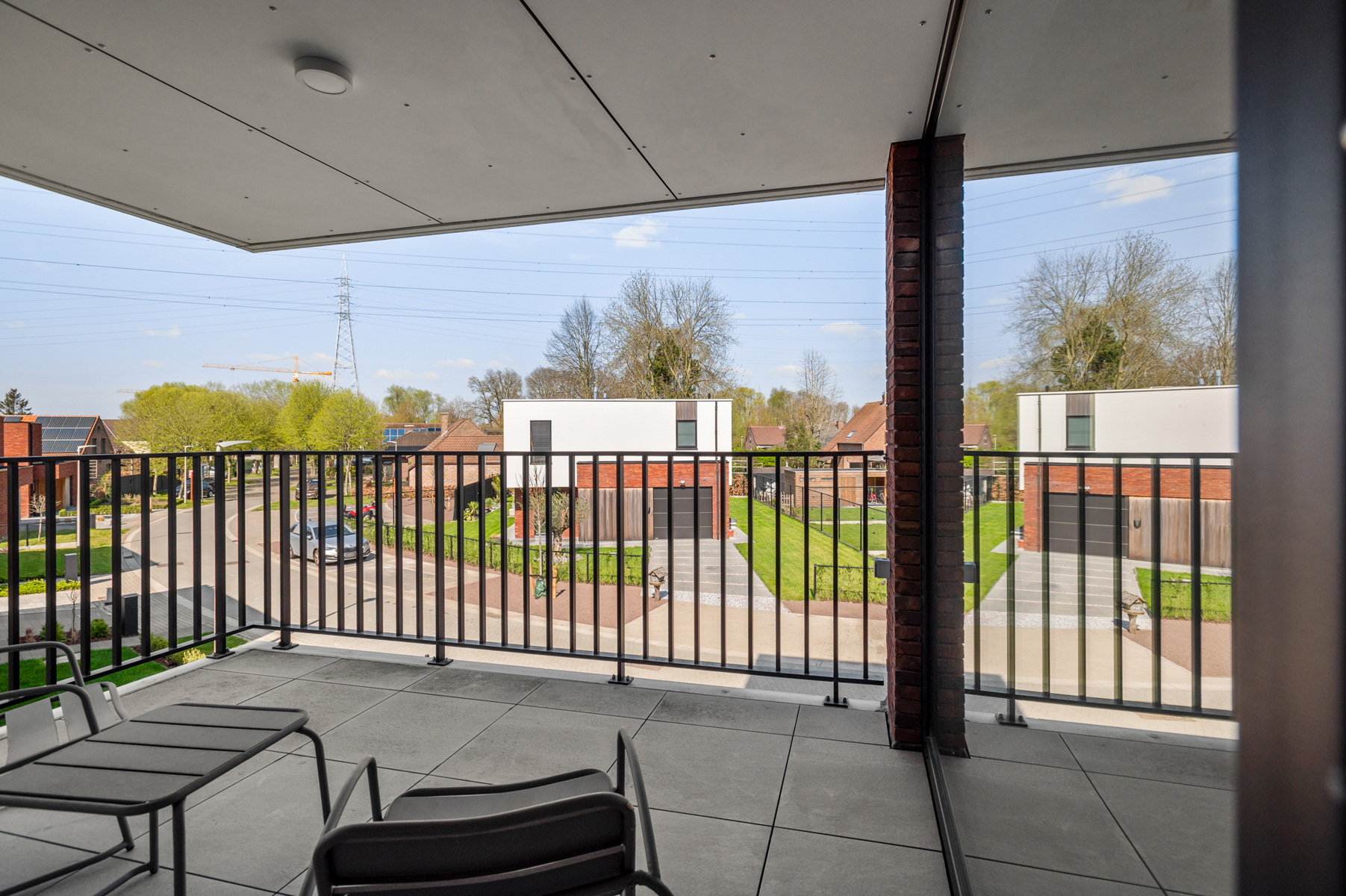 Spiksplinternieuw appartement op een toplocatie mét terras! - foto 5