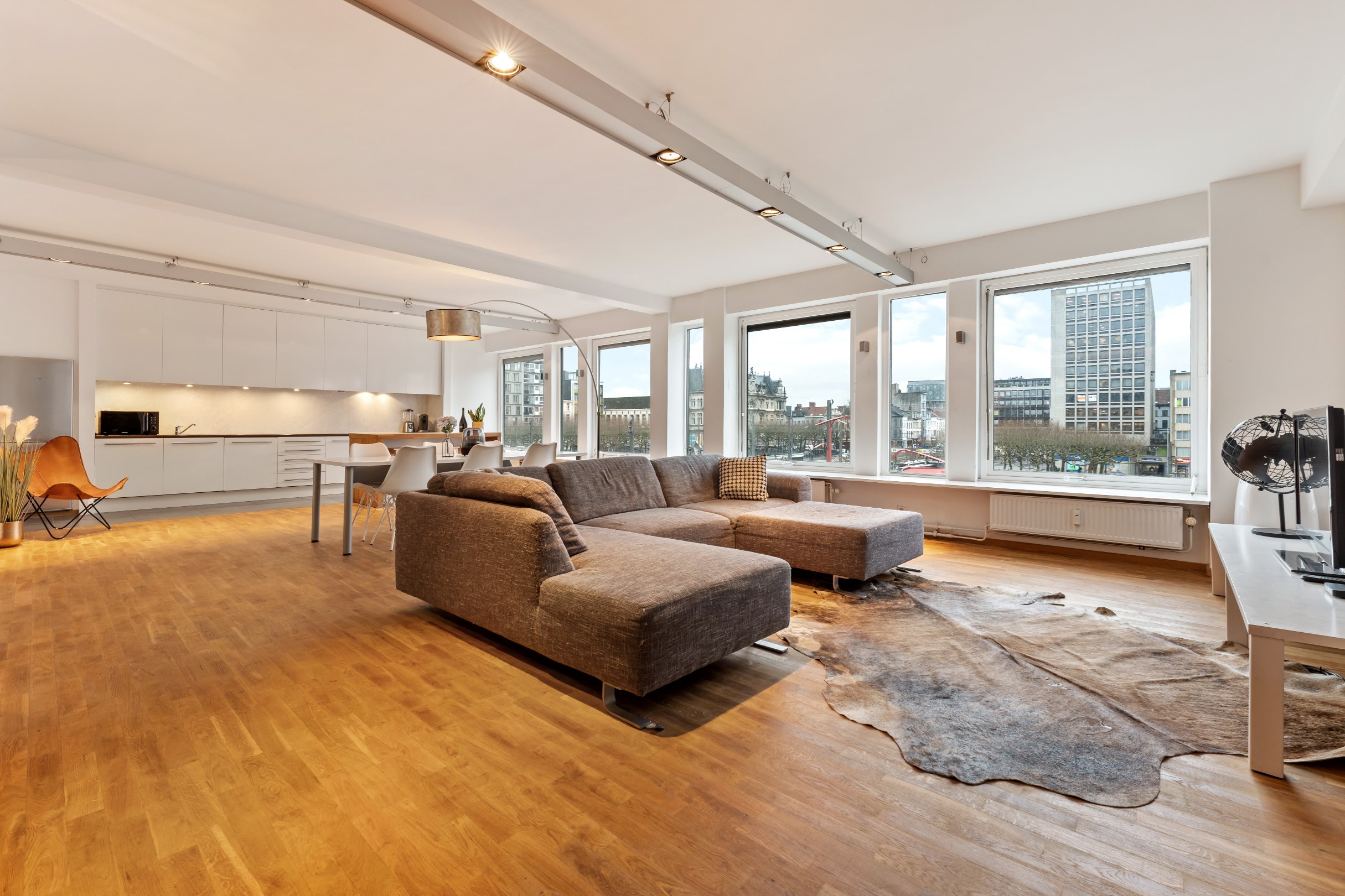 Luxe appartement met panoramisch uitzicht - foto 5