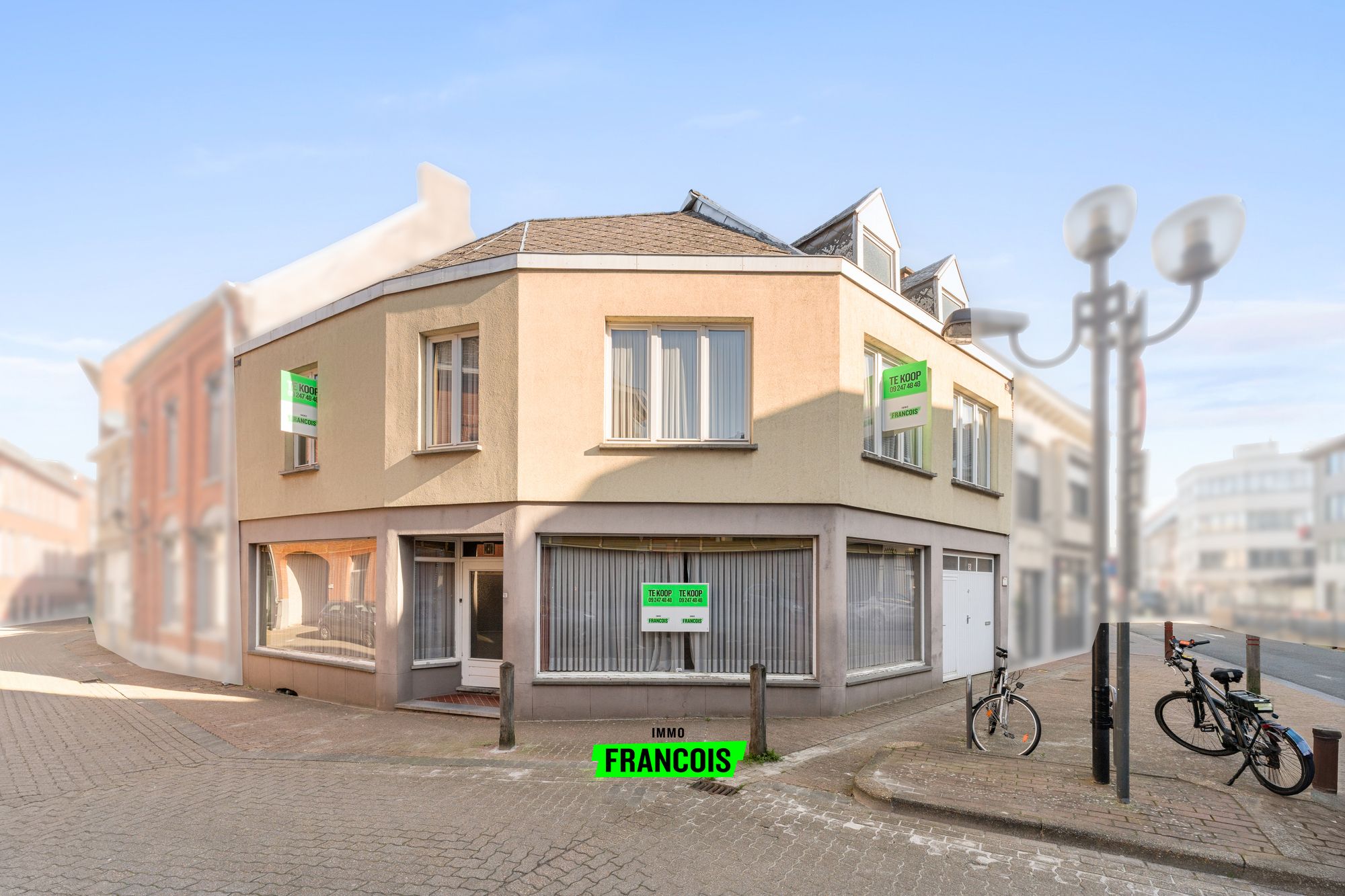 Woning (met commerciële zichtbaarheid) in het centrum van Zottegem - foto 1