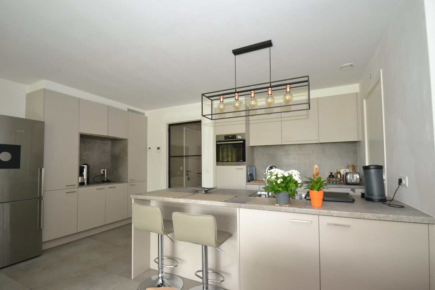 Energiezuinig gelijkvloersappartement met carport - foto 2