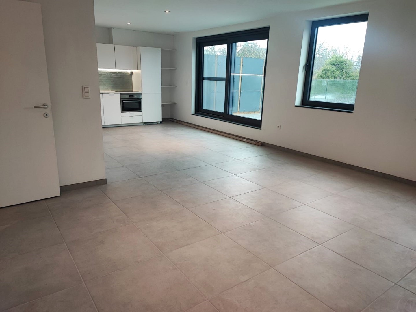 Leuk en modern 2 slaapkamer appartement gelegen te Olmen centrum ! - foto 5