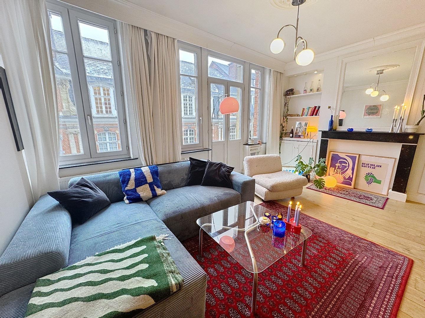 Historical charm meets modern comfort: Unique 1-bedroom apartment in the heart of Leuven. - photo 4