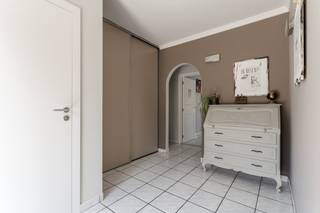 Op zoek naar ruimte, comfort en rust? Dan is deze instapklare woning in de rustige en kindvriendelijke Molenbroekstraat beslist iets voor u!Deze...