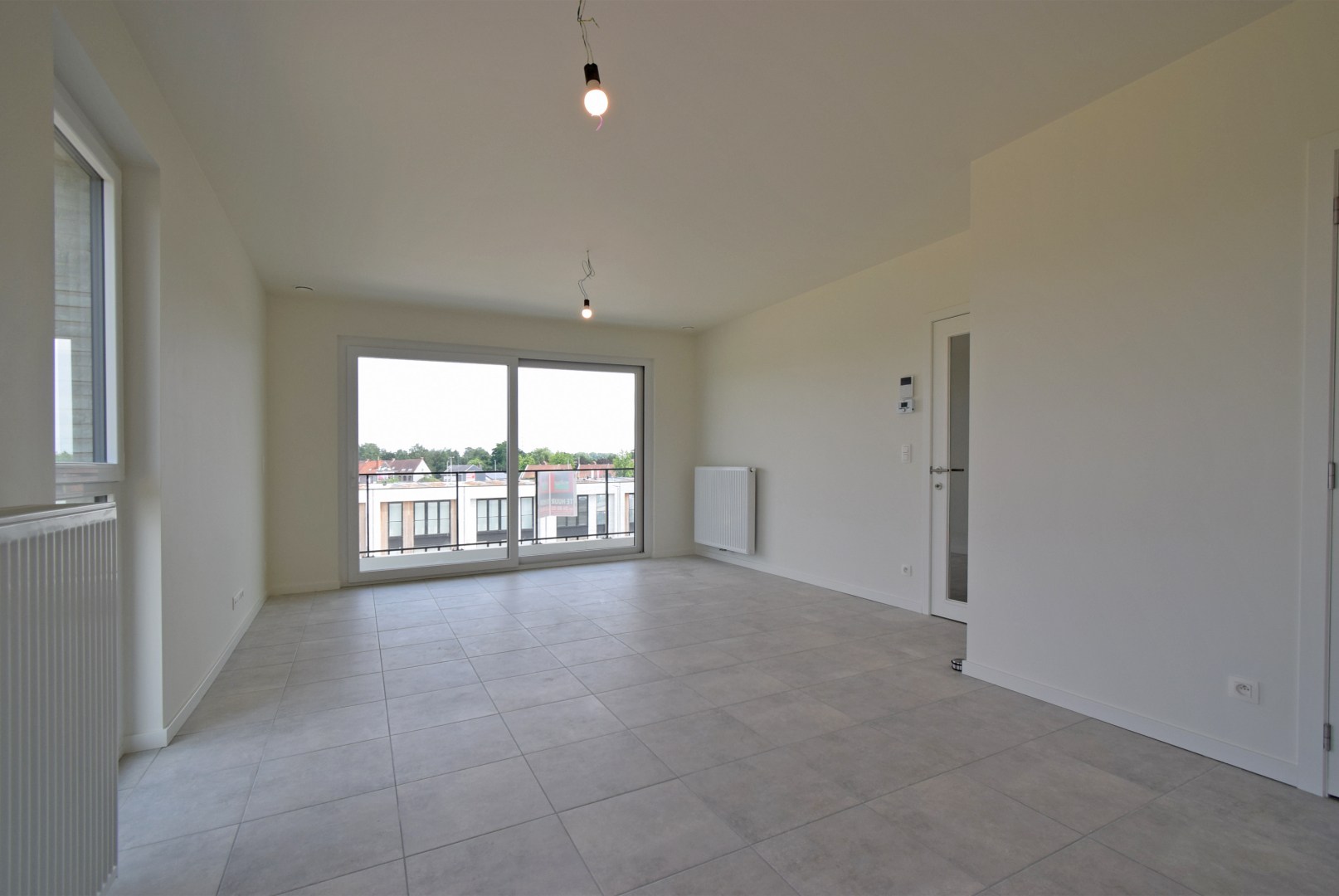 INSTAPKLAAR NIEUWBOUWAPPARTEMENT MET RUSTIGE LIGGING - foto 5