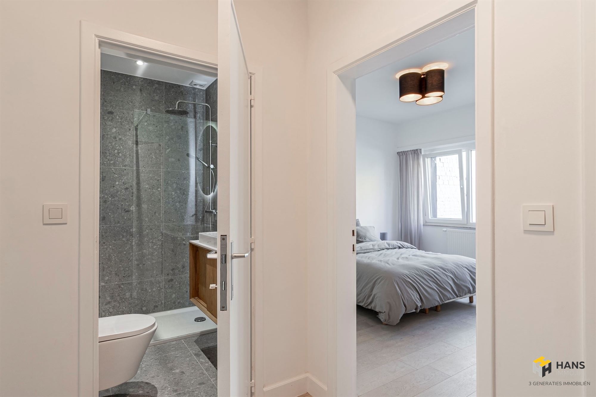 Apartment for sale in Wilrijk with 2 bedrooms - photo 5