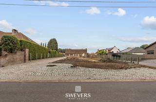 Voor meer info en foto’s, surf naar www.swevers.be – In de Hondstraat 4 in Koersel ligt deze bouwgrond van 23a 28ca. Het perceel is geschikt voor...