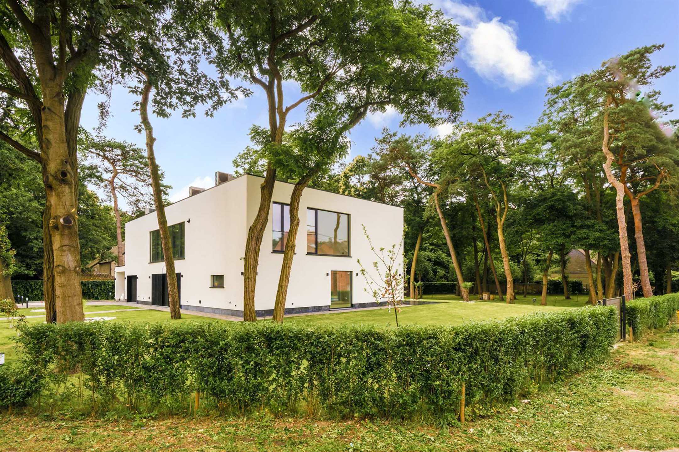 Luxueuze nieuwbouwvilla met zwembad - foto 1