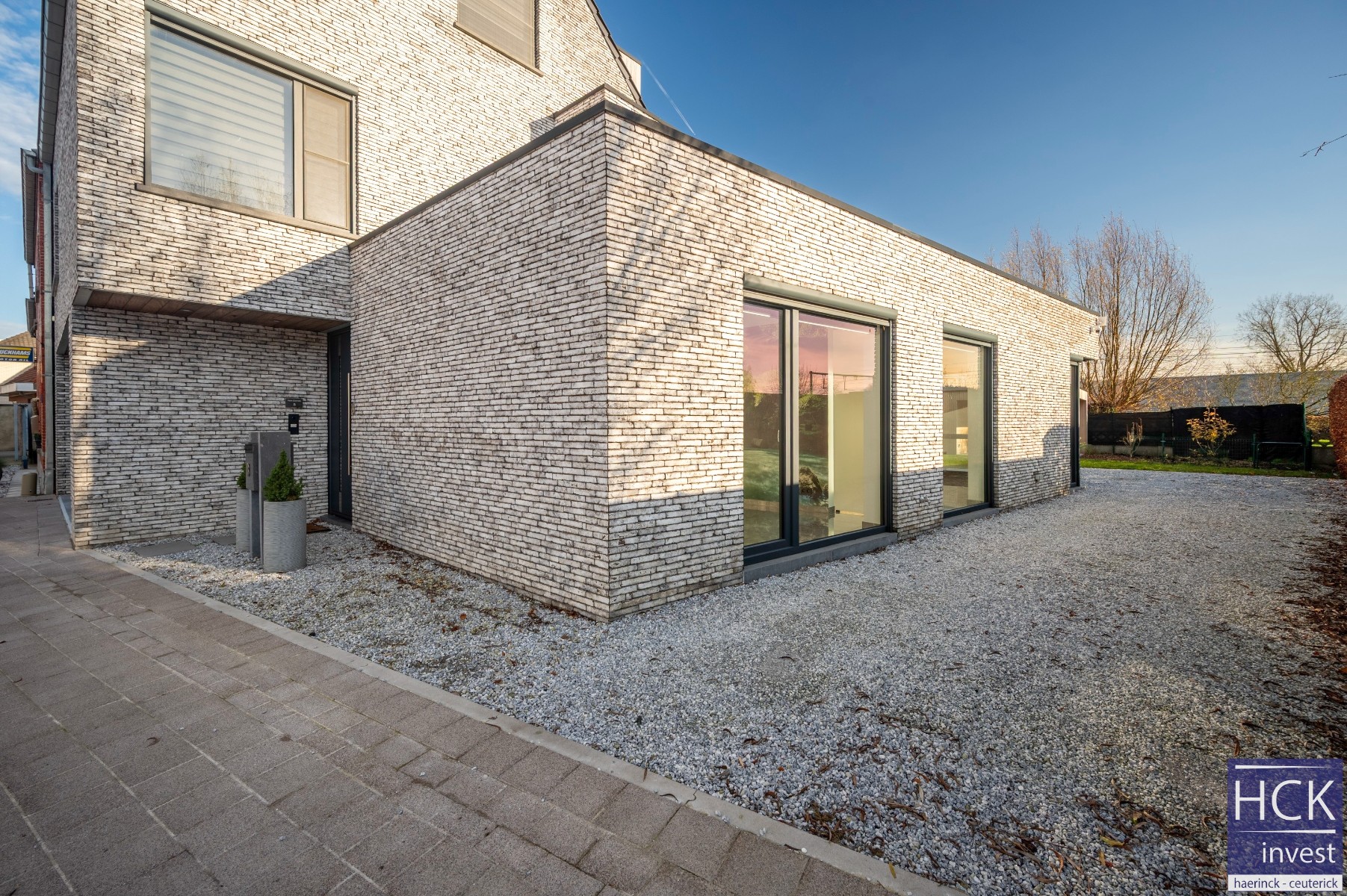 ZULTE - Uitzonderlijk ruime nieuwbouwwoning met high-end afwerking! - foto 3