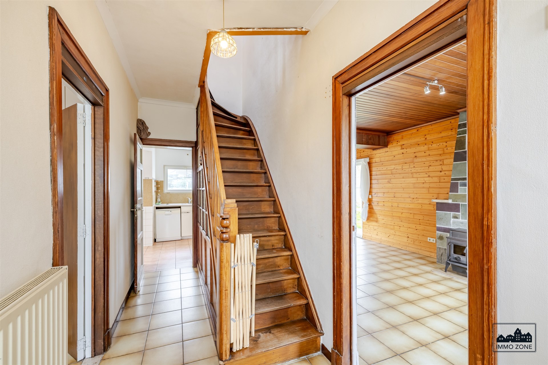 Ruime woning met tuin en garage in Hamme - foto 4