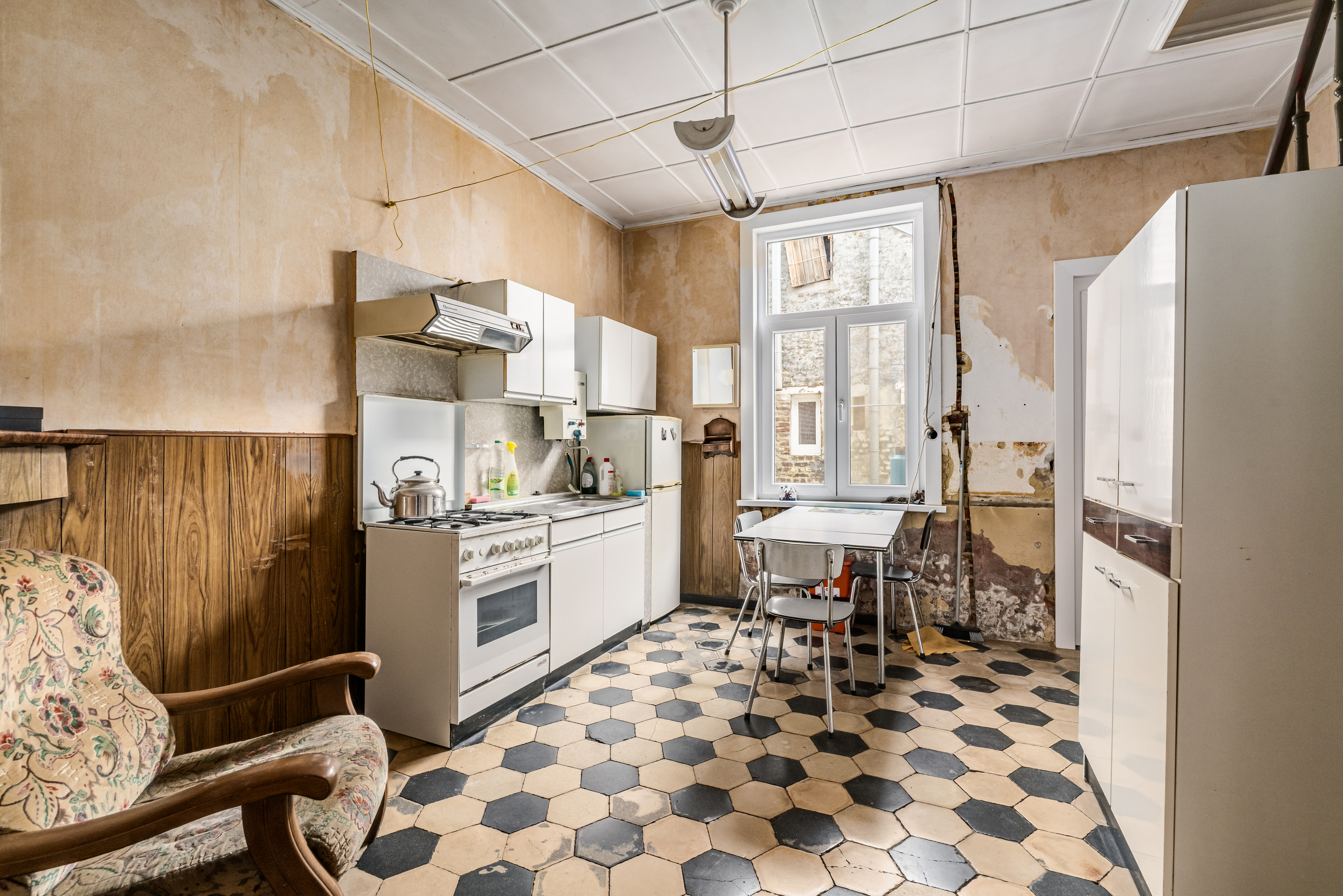 Te renoveren huis centraal in Brussel - foto 4
