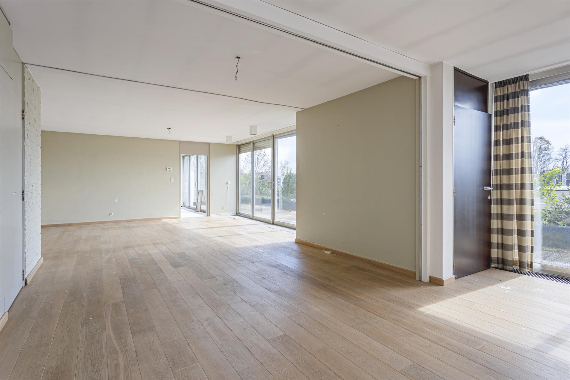 3 ruime te renoveren appartementen met 3 & 4 slaapkamers in het centrum van Balen! - foto 5