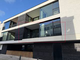 Dit prachtig nieuwbouwappartement is gelegen in een rustige straat in het centrum van Mol, op wandelafstand van winkels en openbaar vervoer...