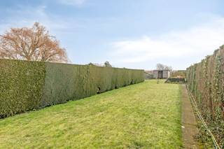 Deze op te frissen woning, gelegen in Voormezele, is rustig en landelijk gelegen op een perceel van 500 m². Dit huis te koop geniet van een...