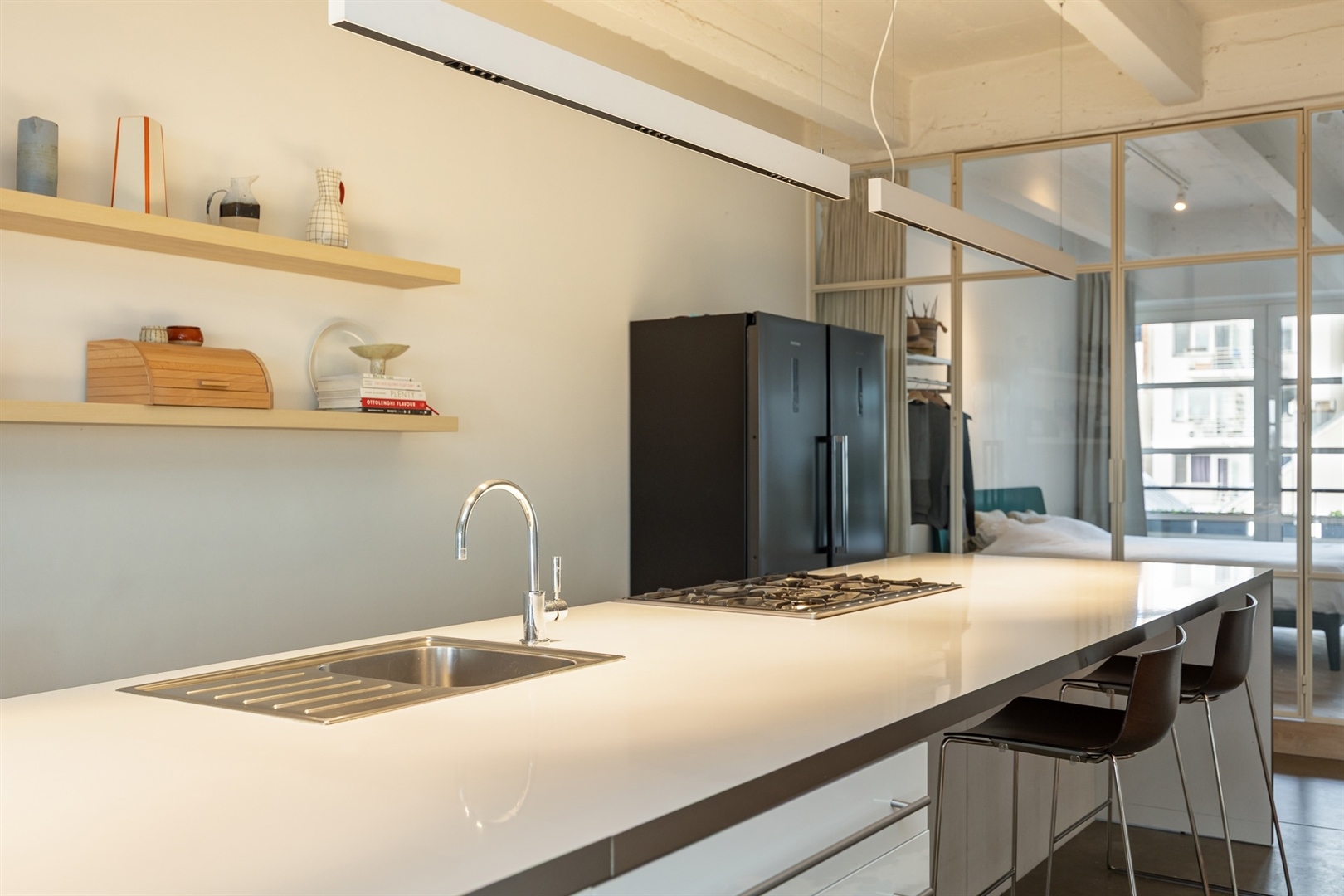 Eilandje | Instapklare industriële loft met terras + P - foto 4