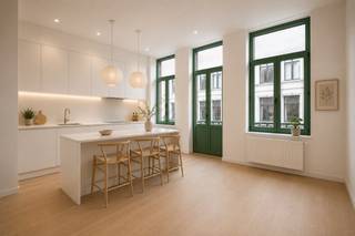 PRESALE! De Kroon - Exclusief wonen in een karaktervol erfgoedpand te Borgerhout!<br /><br />Ontdek De Kroon, een uniek renovatieproject in een prachtig art-nouveau gebouw gelegen in de Kroonsstraat te Borgerhout. Dit geselecteerde bouwkundige erfgoed ontworpen in 1913 door architecten Peter en Hendrik Wittocx en gebouwd in opdracht van bakker Alfons Heylen wordt met respect voor zijn authentieke karakter omgevormd tot een hedendaags woonproject.<br /><br />Het project omvat negen appartementen met één of twee slaapkamers en één magazijn van 192 m². De appartementen variëren van 40 m² tot 114 m² bewoonbare oppervlakte en beschikken afhankelijk van de unit over een terras of privatieve tuin. Prijzen starten vanaf 235.000 Euro tot 365.000 Euro.<br /><br />- Appartement 202 – € 319.000 - 72 m² | 1 slaapkamer<br /><br />Huidige foto's en 3D renders dienen ter illustratie van het project. <br /><br />Verkoop onder het tarief van 2% registratierechten mogelijk, mits de koper aan de wettelijke voorwaarden voldoet. <br /><br />Contacteer ons voor meer informatie, plannen, beschikbaarheid of een bezoek ter plaatse via info@dvarealestate.be of 03/297.00.00.