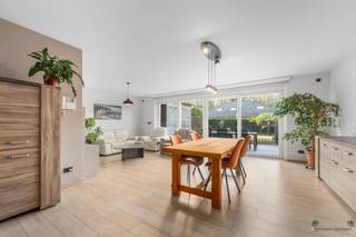 Instapklare halfopen bebouwing met EPC A op toplocatie in SchildeWelkom in deze verzorgde halfopen bebouwing, gelegen in de Louis Marienlaan 28 te...