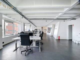 Lichtvol kantoor van 530 m² op de 5de verdieping van de Tavernier Building, met panoramisch uitzicht op het MAS en de Schelde. Toplocatie op...