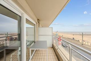 This recently renovated one bedroom apartment is located on the 2nd floor of the Long Beach II residence and offers impressive frontal sea views...