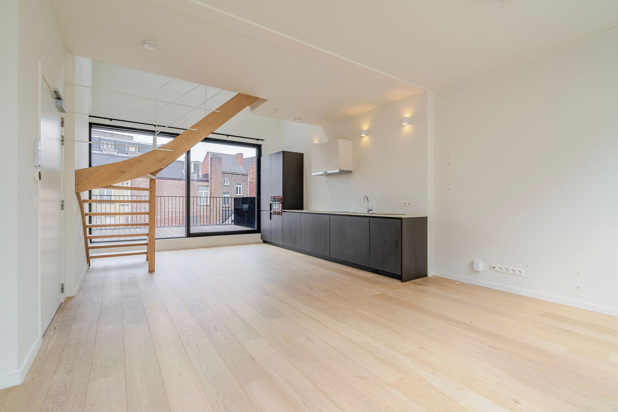 Prachtig duplexappartement met terras te huur in centrum Gent! - foto 2