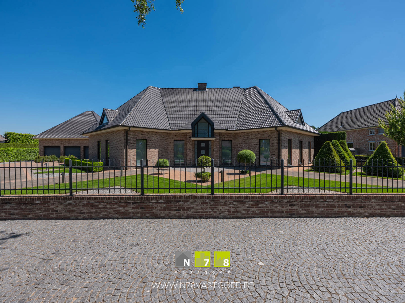 Huis te koop in Bree met 4 slaapkamers - foto 2