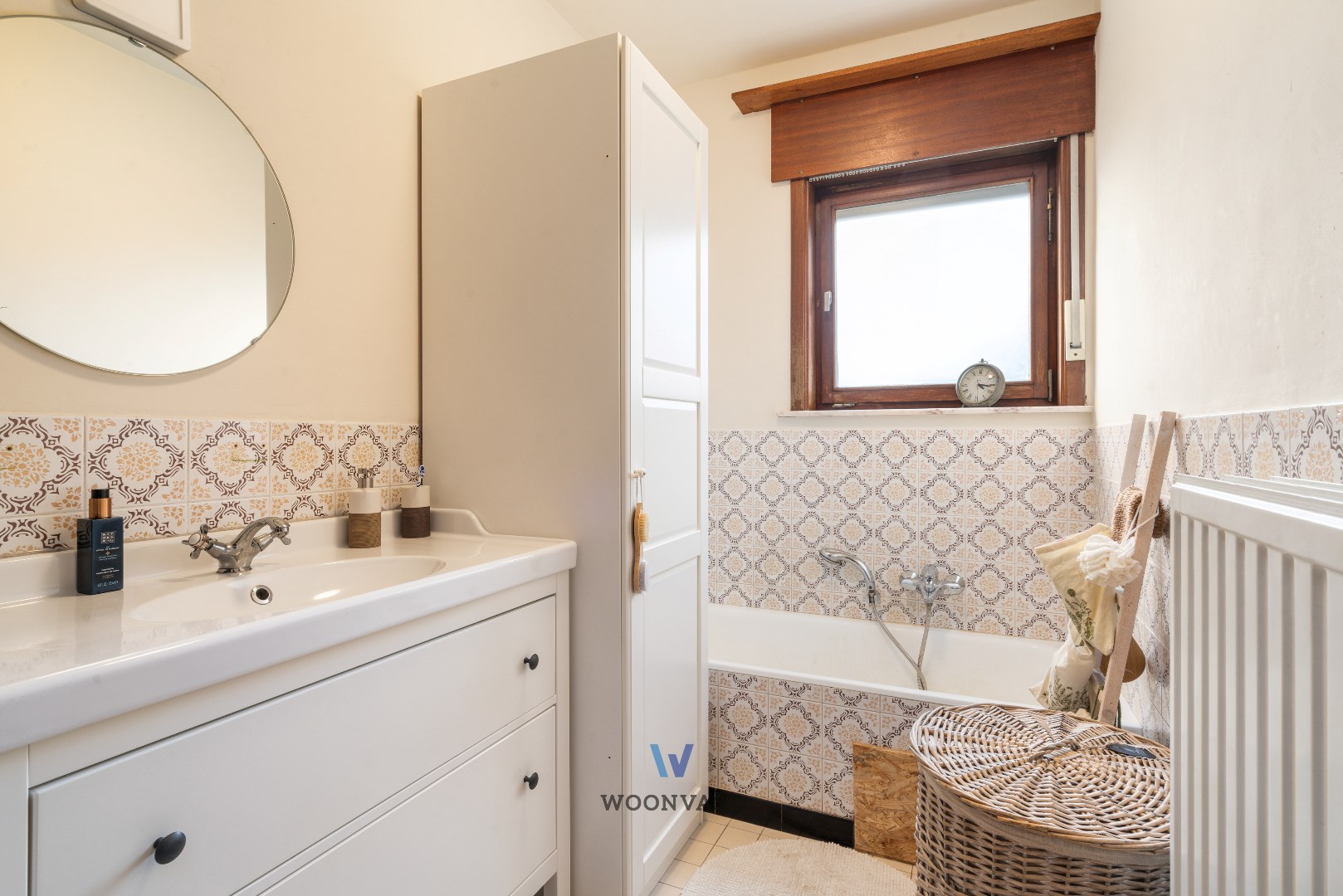 Ruime woning in Wieze met prachtige tuin! - foto 5