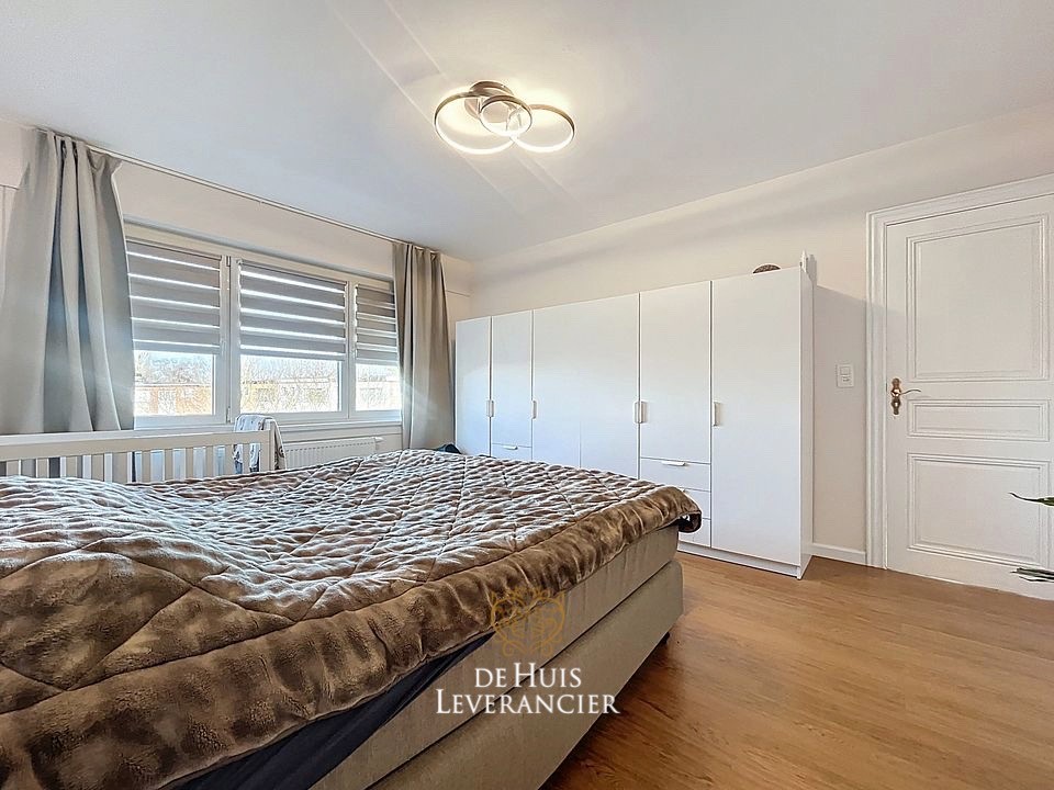 Lichtrijk wonen in de gegeerde Altena-wijk: Een instapklare thuis waar comfort en locatie elkaar ontmoeten - foto 4